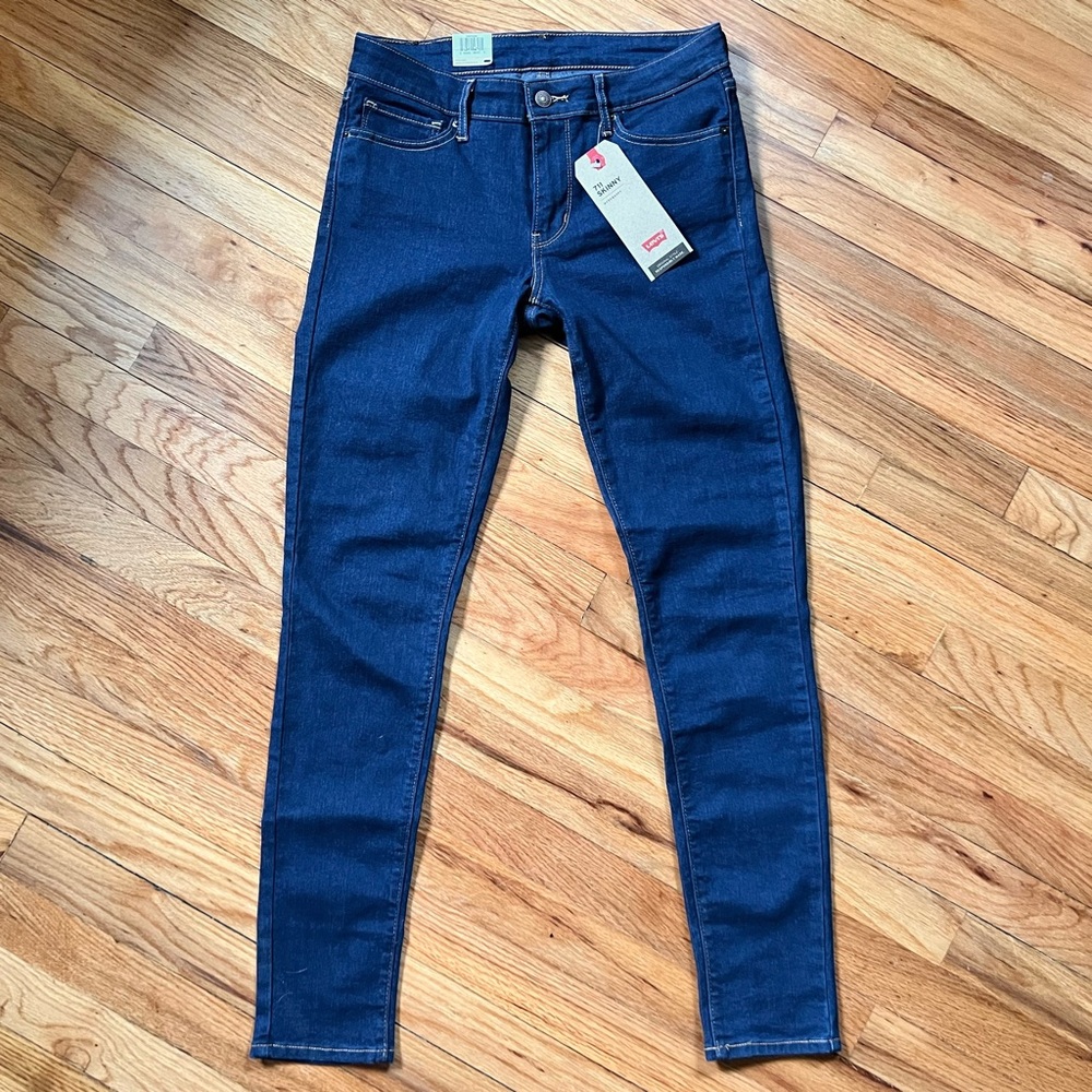 Levi’s Sculpt Hypersoft 711 Skinny Jeans size 27 NWT